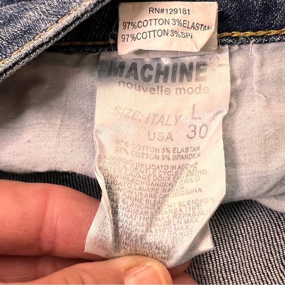 Machine Distressed Low Rise Denim Jean Shorts – Size 30 – Frayed Ripped Style - Picture 10 of 11